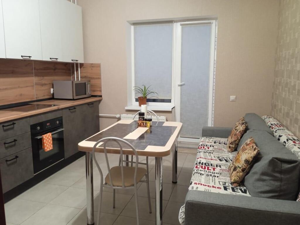 Lucky time on Pushkinskoe highway 13 building 2 in Gatchina, Russia