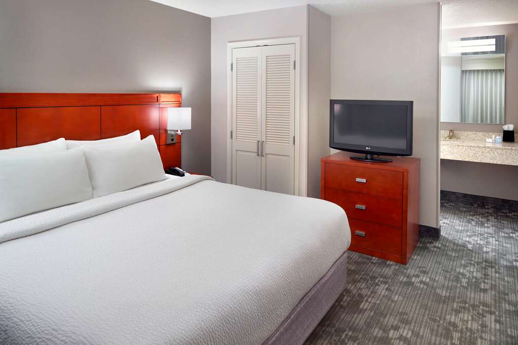 Sonesta Select Atlanta Airport North - photo 11