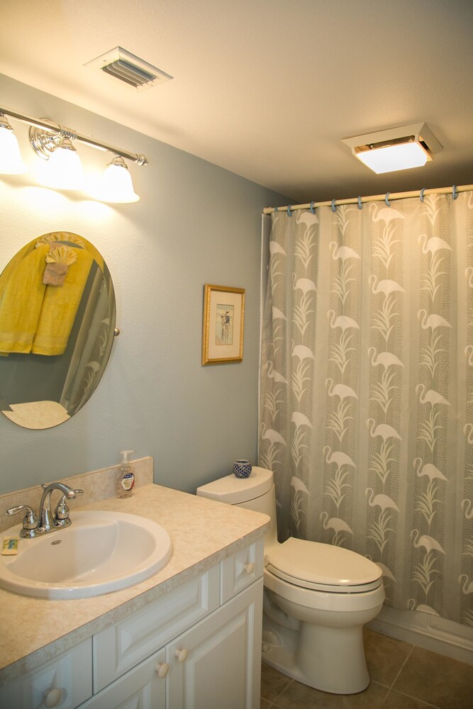 South Seas Tower 3 1005 - photo 13