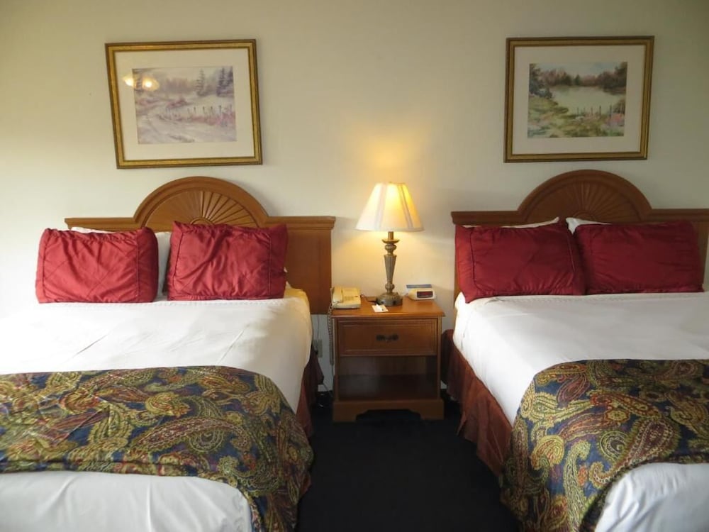 Monarch Resort - photo 10