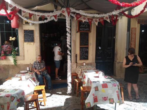 Sweet Alfama Apartment 2