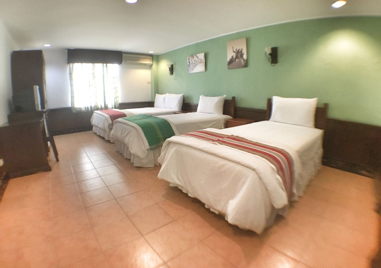 Casa Dona Emilia Bed and Breakfast — Paoay — photo 2