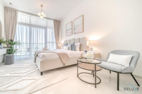 Opulent Studio at Carson C DAMAC Hills Dubailand by Deluxe Holiday Homes — 4-Star Luxury Hotel in Dubai, United Arab Emirates