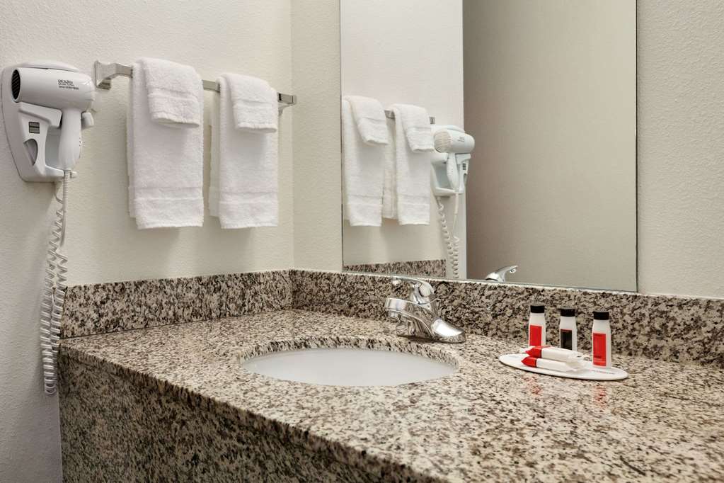 Travelodge by Wyndham Dunsmuir - photo 16