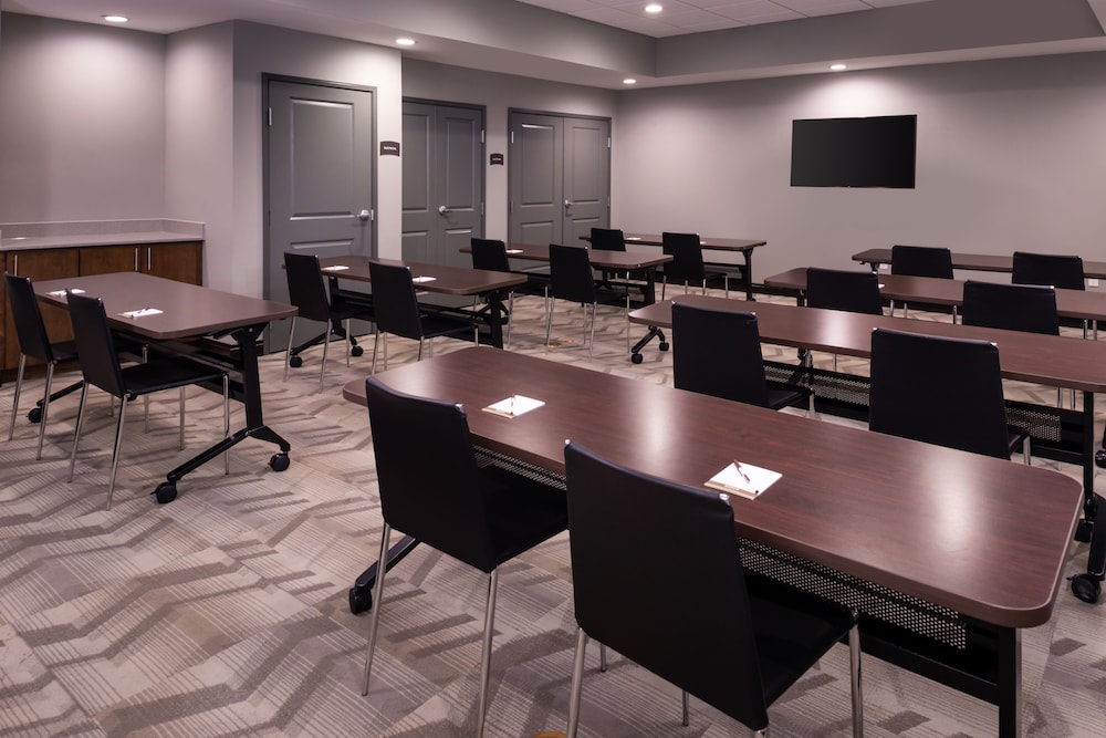 Staybridge Suites Lake Charles by IHG - photo 57