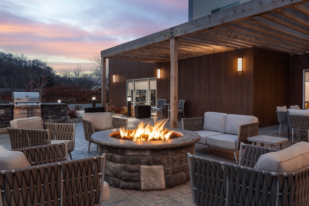 TownePlace Suites by Marriott New Philadelphia - photo 32