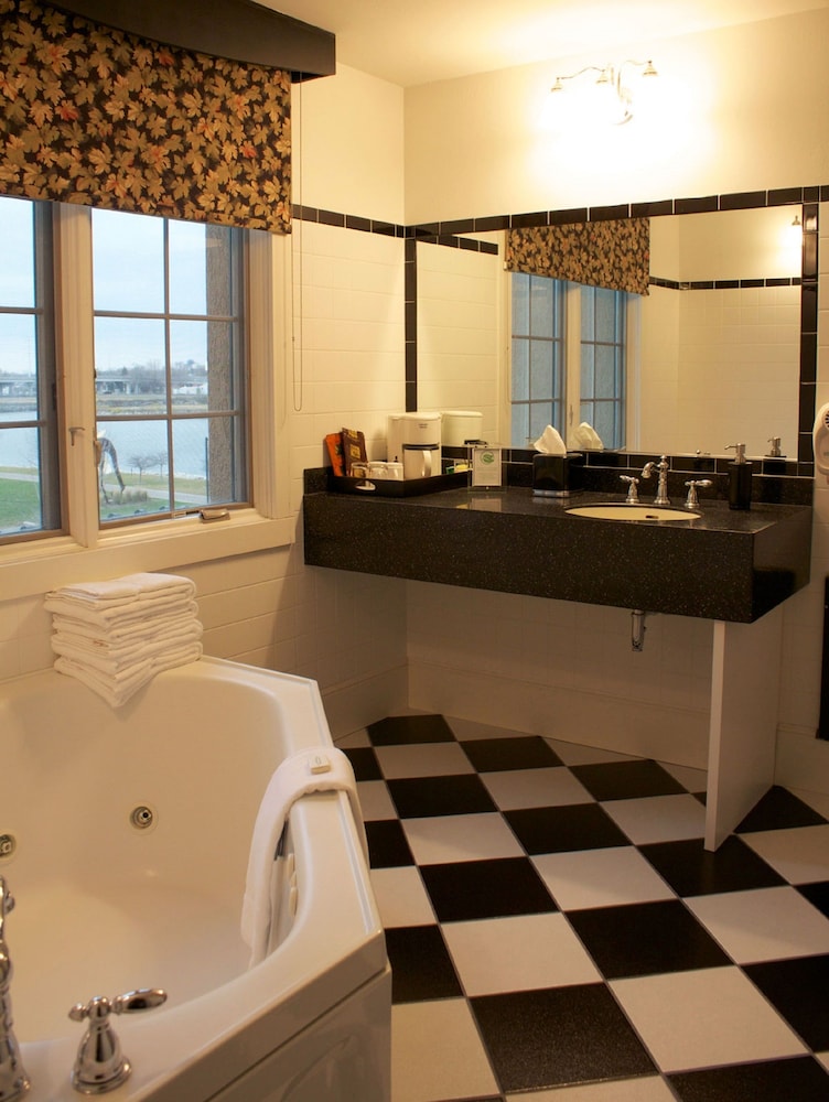 St. Brendan's Inn - photo 22