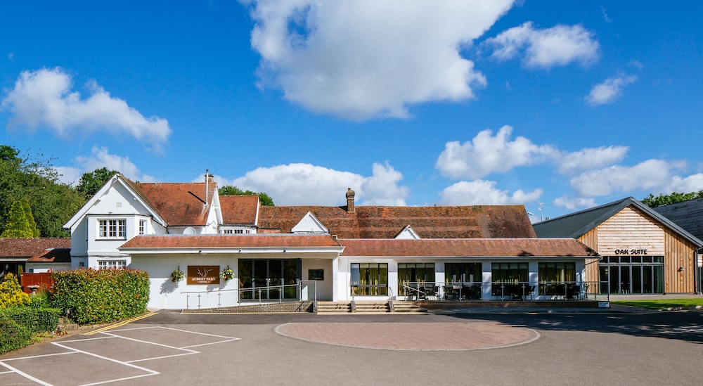 Aubrey Park — 4-Star Luxury Hotel in St Albans, United Kingdom
