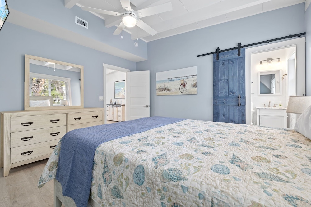 5670 Williams Drive - photo 3
