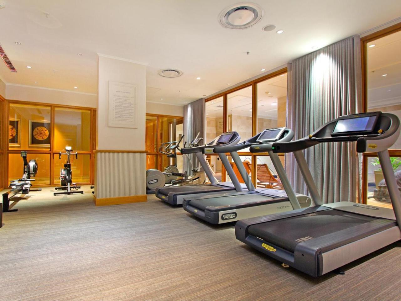 Taj Cape Town Fabulous 2 Bedroom Near Top Floor with Stunning Table Mtn Views