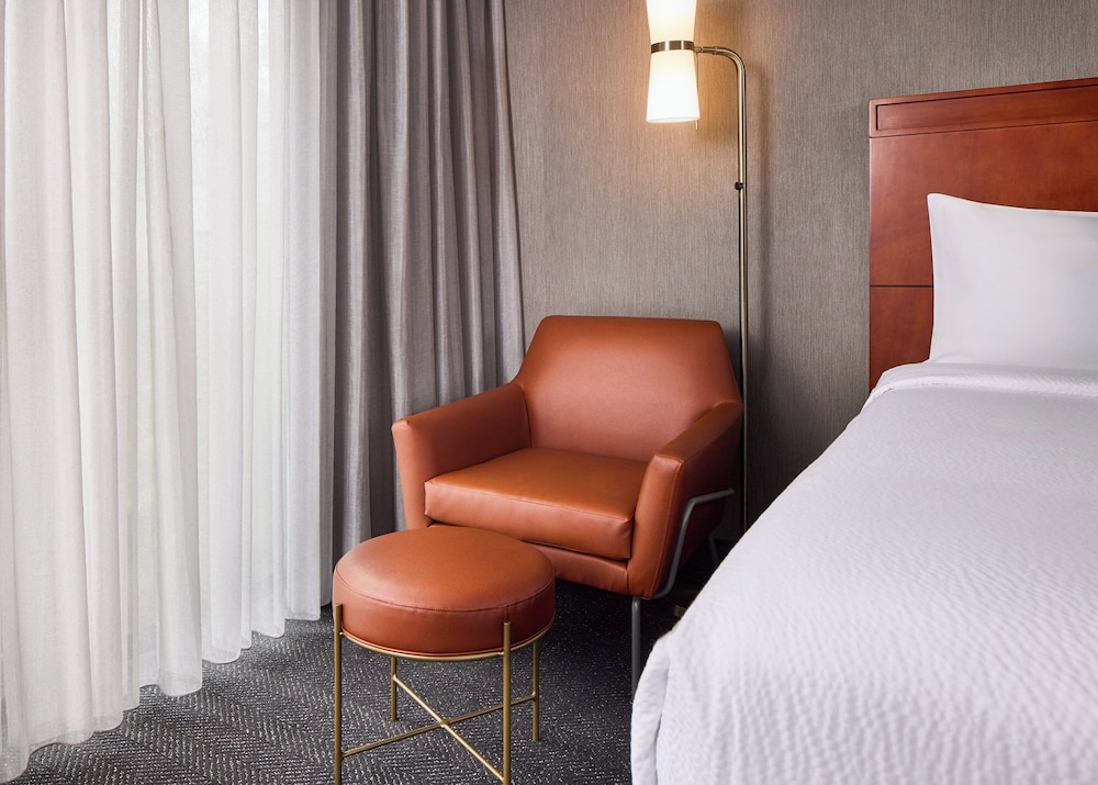 Courtyard by Marriott Fort Collins - photo 5