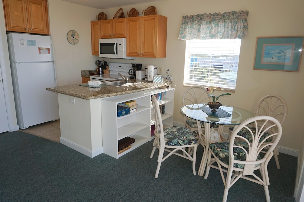 Boca Ciega Resort - photo 7