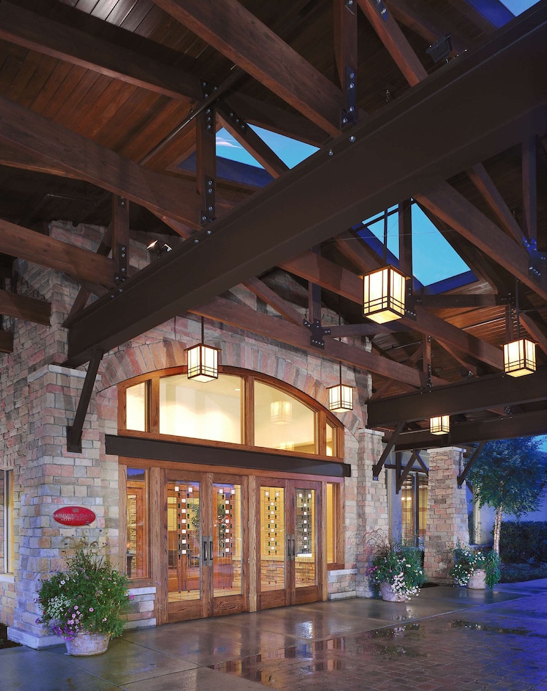 DoubleTree by Hilton Libertyville Mundelein - featured photo