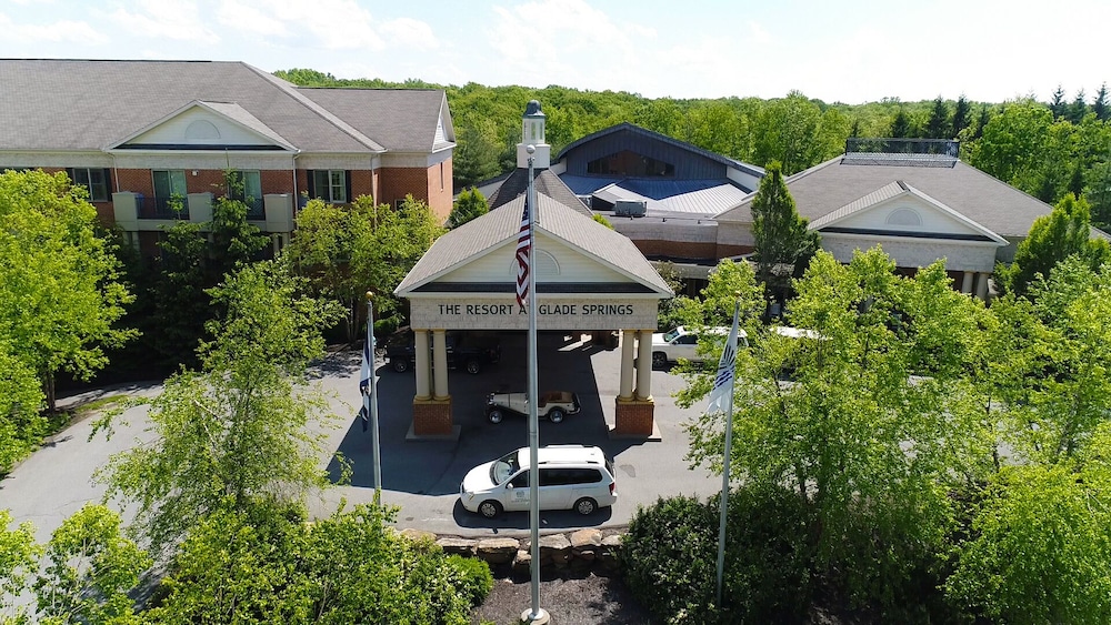 The Resort at Glade Springs pet-friendly hotel Daniels