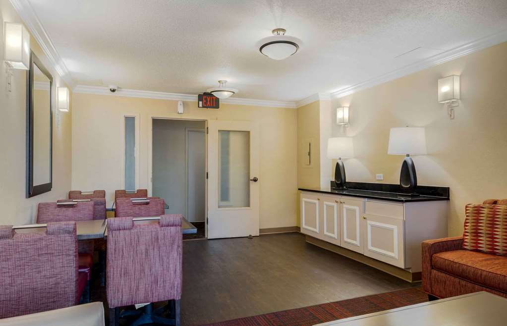 Extended Stay America Suites Boston Waltham 52 4th Ave - photo 7
