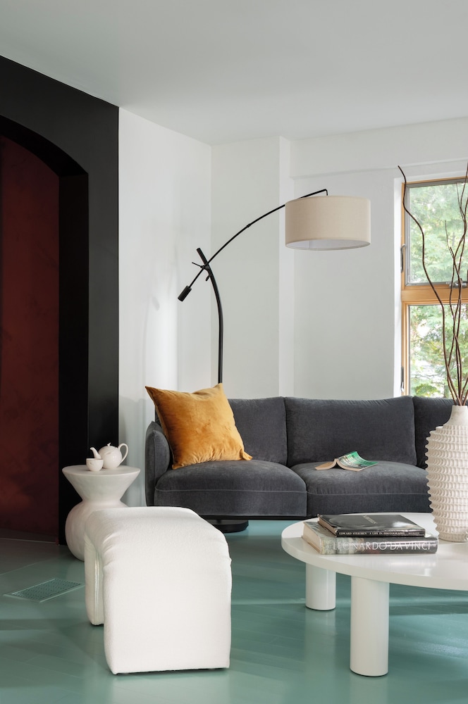 The Trail in Adams Berkshires Art Hotel - photo 20