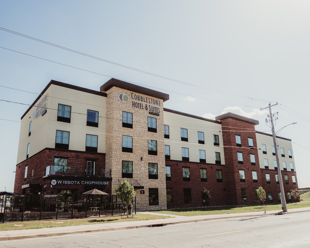 Cobblestone Hotel & Suites Ottumwa — hotel in Ottumwa
