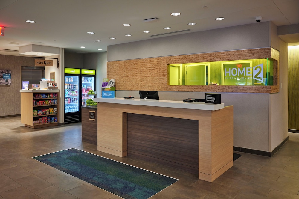 Home2 Suites by Hilton Allentown Bethlehem Airport - photo 2