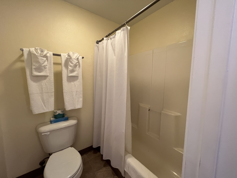 Clear Lake Cottages & Marina - photo 124