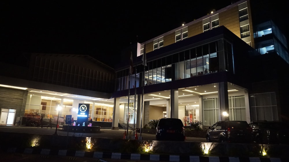 Hotel Novena — hotel in Watampone