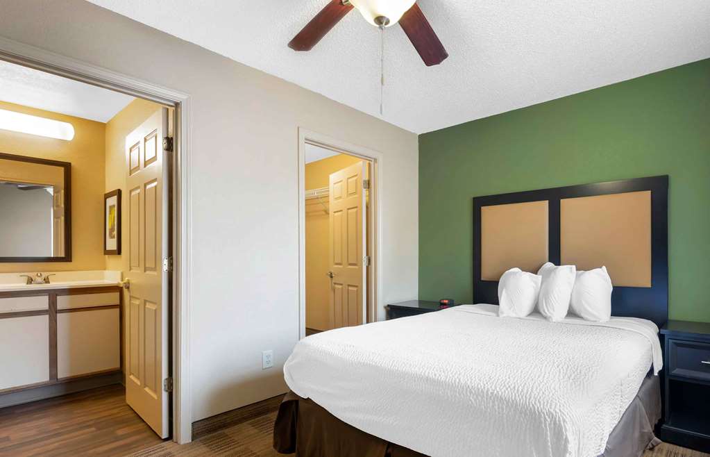 Extended Stay America Select Suites Jacksonville Southpoint - photo 30