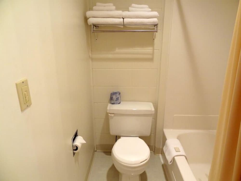 Cresco Motel - photo 18