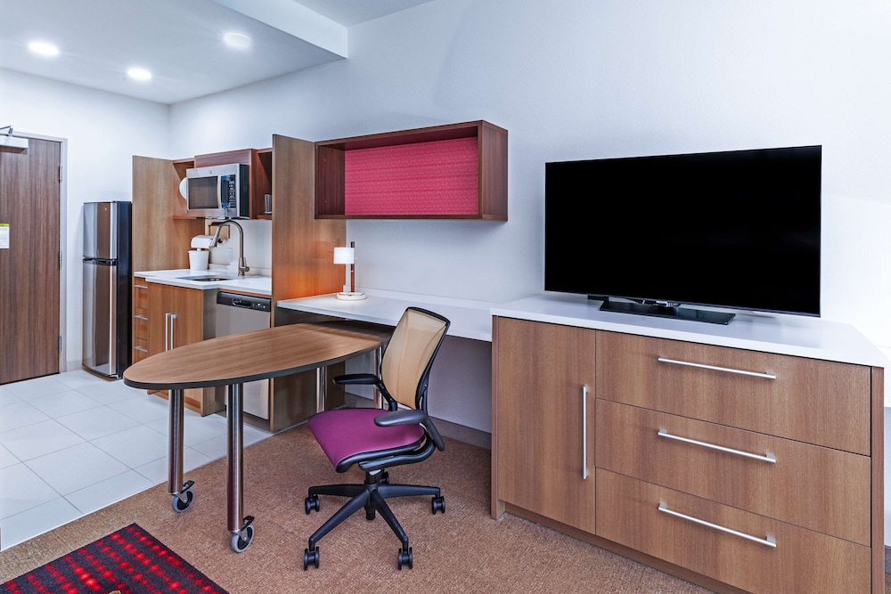 Home2 Suites by Hilton Weatherford - photo 7