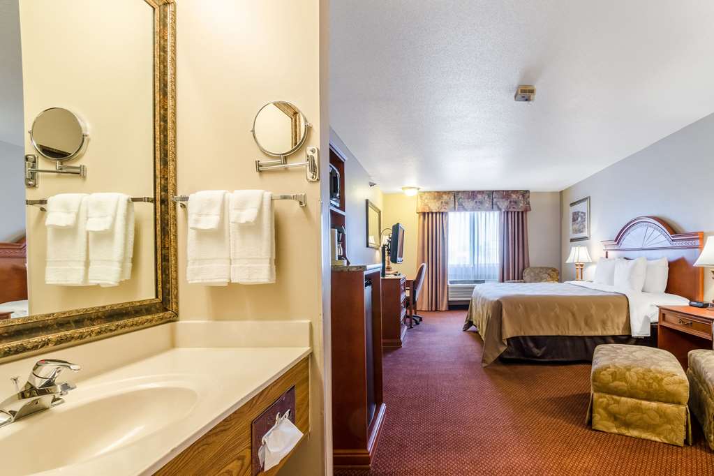 Quality Inn Alliance NE - photo 34