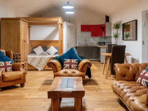 Ty Afon Arch Uk38515 — hotel in Glanamman