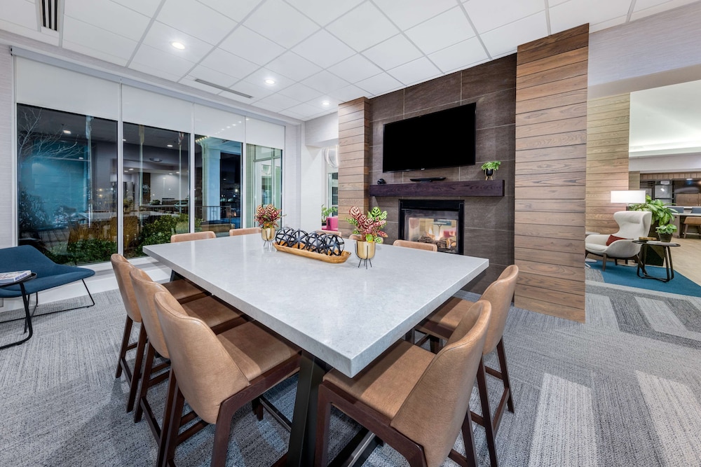 Hilton Garden Inn Albuquerque Journal Center - photo 5