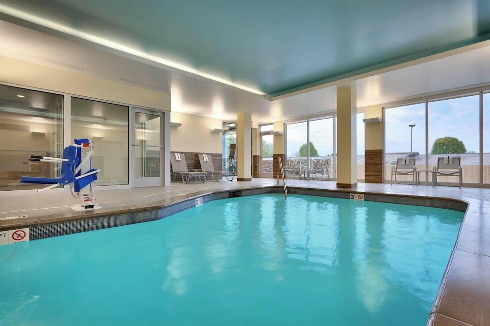 Fairfield Inn & Suites by Marriott Springfield North - photo 19