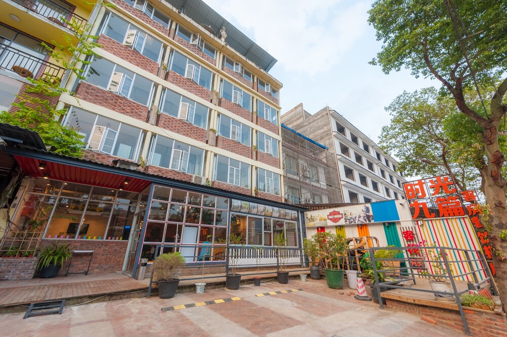 Yangshuo 9 Timeline Hotel - last minute hotel in Guilin