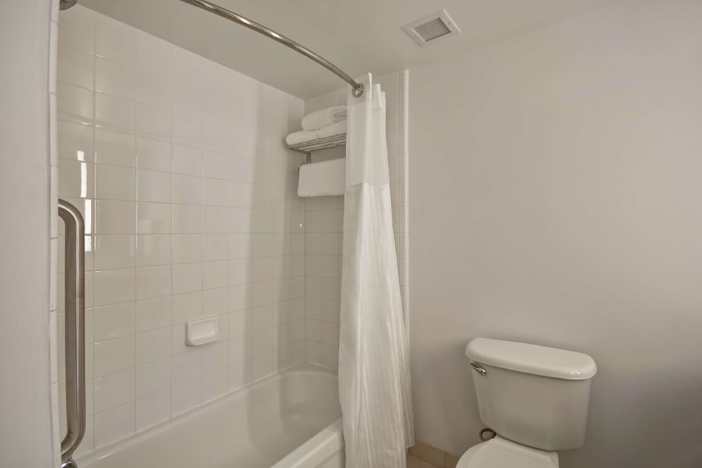 Hilton Garden Inn Panama City - photo 42