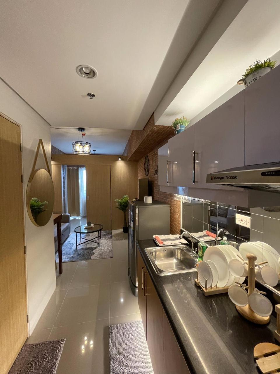 Grass Residences Industrial Themed Staycation — 4-Star Luxury Hotel in Manila, Philippines