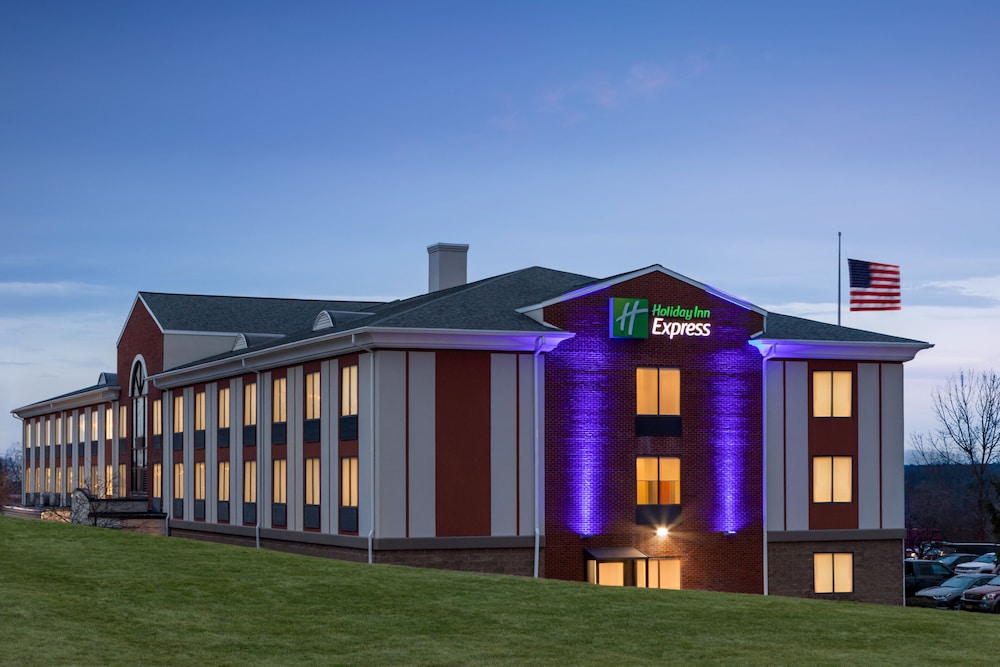 Holiday Inn Express & Suites East Greenbush by IHG in Rensselaer, United States