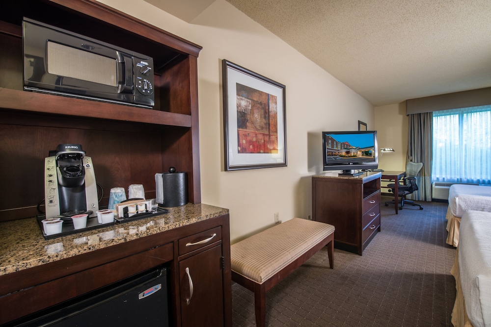 Hilton Garden Inn Lynchburg - photo 22