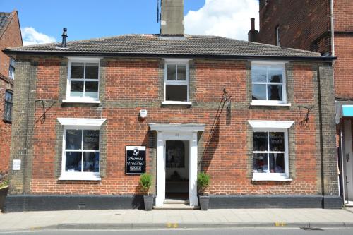Southwold Arms Apartment — 4-Star Luxury Hotel in Southwold, United Kingdom