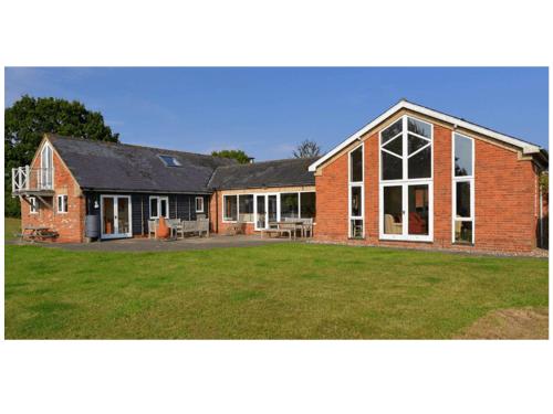 Crossing Cottage Thorpeness — 4-Star Luxury Hotel in Aldeburgh, United Kingdom