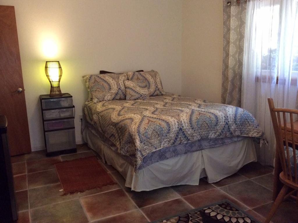 Cozy Corner — Kailua Kona