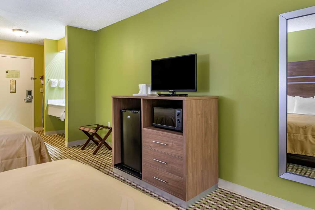 Quality Inn Brunswick - photo 16
