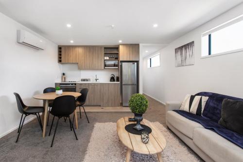 Affordable Apartment Hagley Park Super Fast Wifi — 4-Star Luxury Hotel in Christchurch, New Zealand