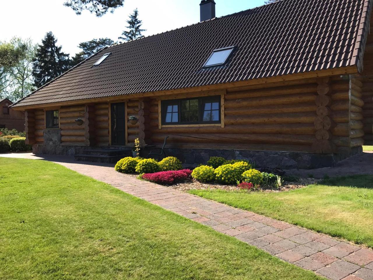 The Gorgeous Log House That Brings Out the Smile — 4-Star Luxury Hotel in None, Estonia
