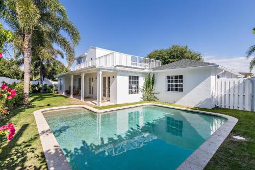 Santa Lucia Estate Hotel Homes — West Palm Beach