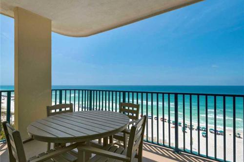 Jade East Towers 720 — hotel near Destin Executive Airport
