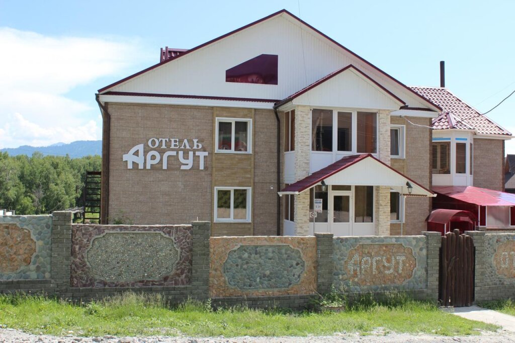 Argut Hotel in Ust'-Koksa, Russia