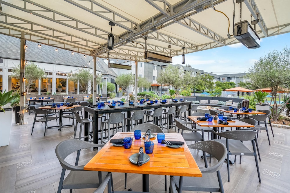 Hilton San Diego Del Mar - photo 39