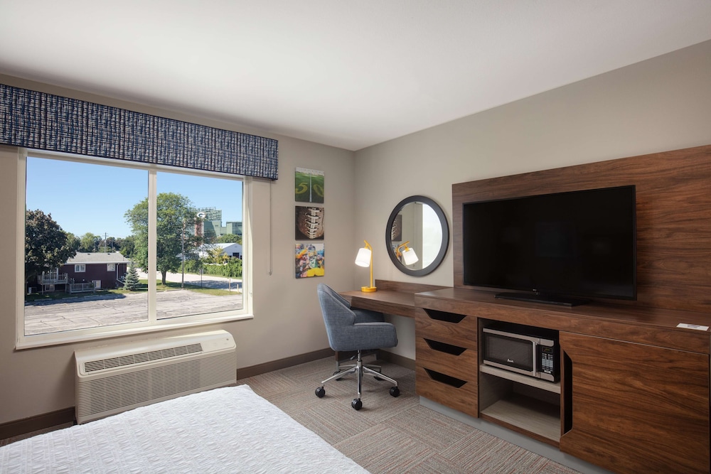Hampton Inn by Hilton Green Bay Stadium - photo 15