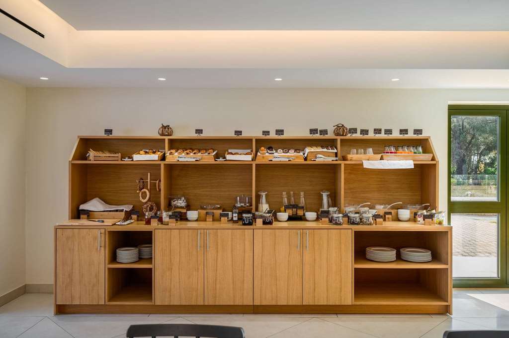 מזון ומשקאות