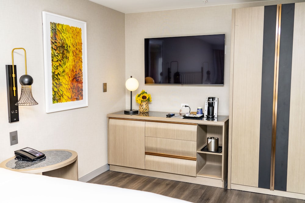 DoubleTree by Hilton San Francisco South Airport Blvd - photo 41