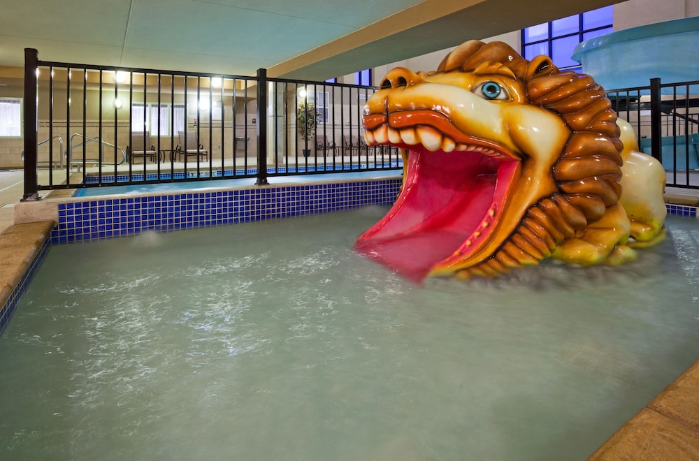 Holiday Inn Express Mitchell by IHG - photo 16